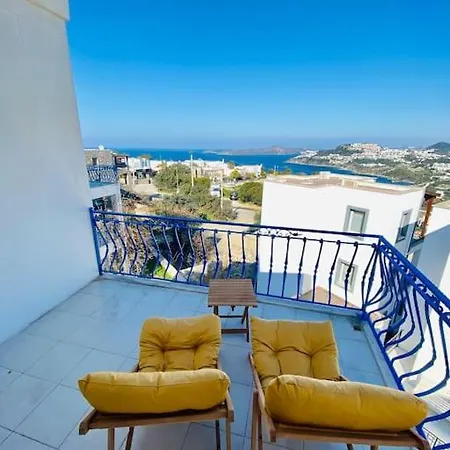 Hotel A Triplex With Overlooking The Sea Giris