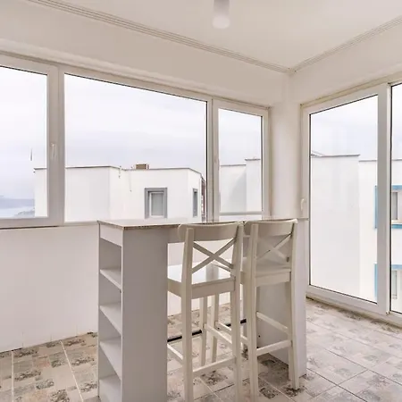 Hotel A Triplex With Overlooking The Sea